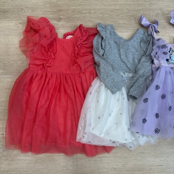 Girls 2t bundle - Picture 2 of 3